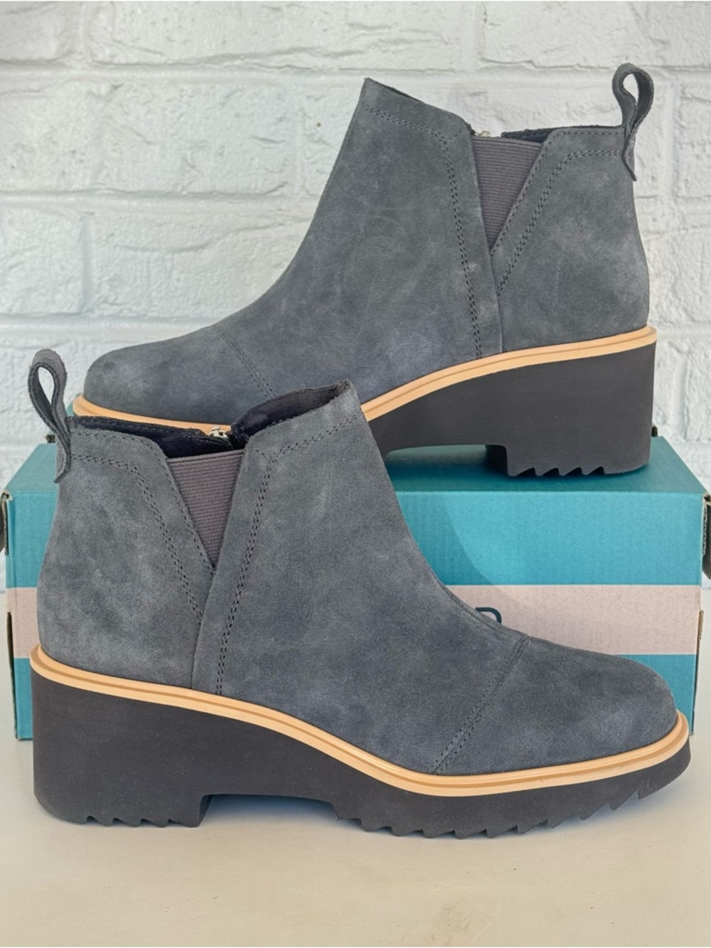TOMS Maude Suede Wedge Booties Women's 8 - Picture 5 of 15
